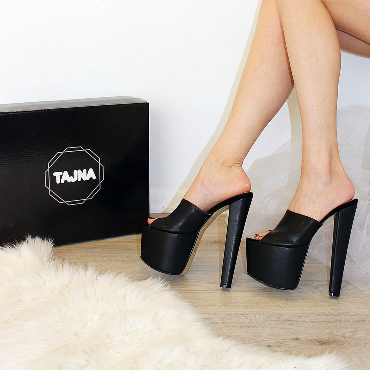 Black Platform Sandals - Tajna Club