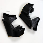 Black Bold Strap 17 cm Heel Wedge Sandals - Tajna Club