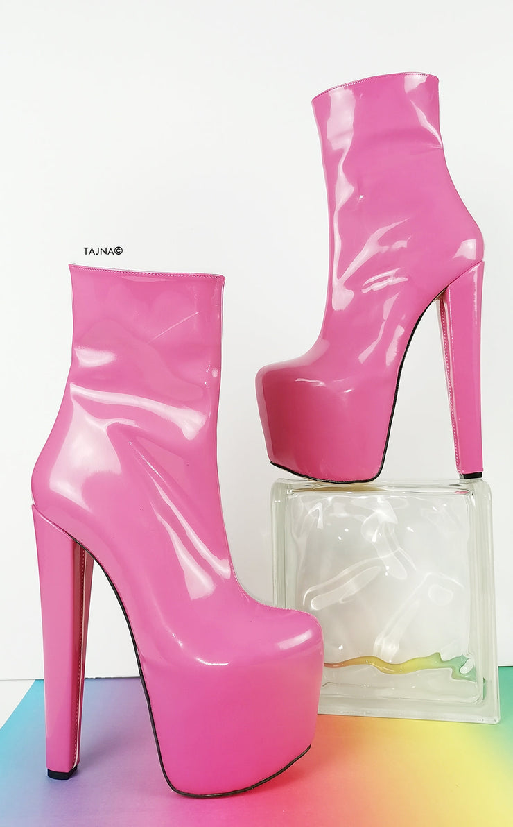 Lovely Pink Patent Chunky Heel Boots - Tajna Club